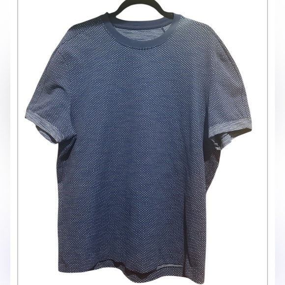 Lululemon 🍋 Blue Casual Shirt - Picture 1 of 3